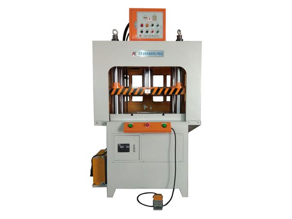 鋁制品沖邊機(jī)、油壓切邊機(jī)